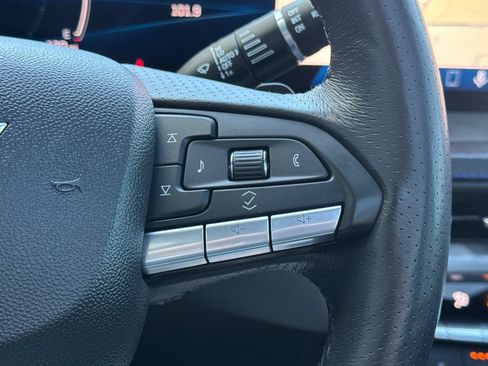 Used 2024 Cadillac XT4 Sport AWD/4WD image 29