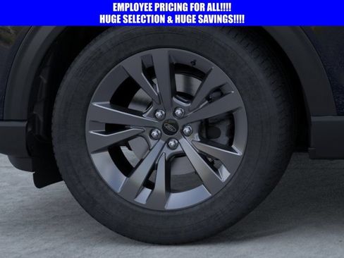 New 2026 Ford Explorer Active AWD/4WD image 19