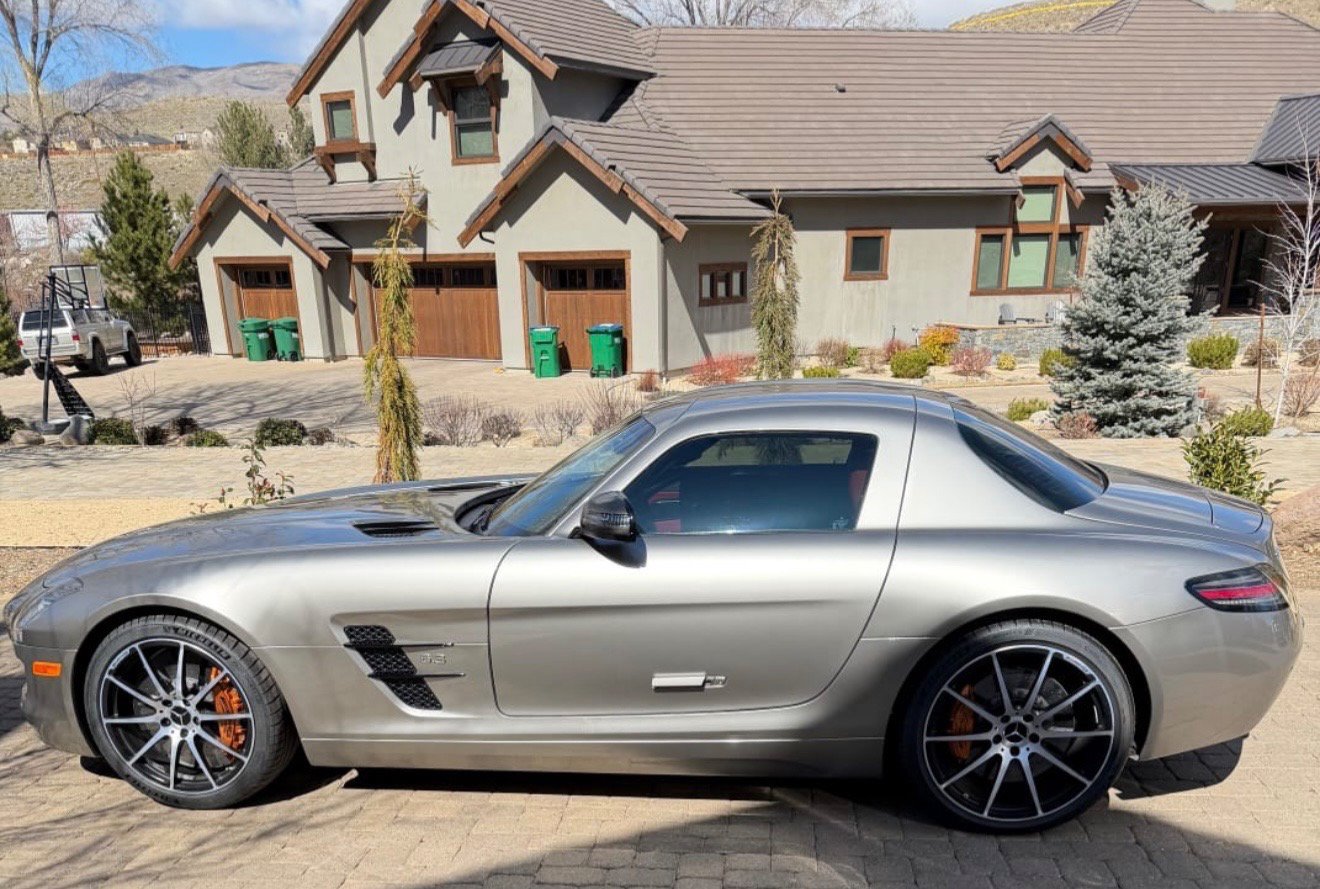 Used 2014 Mercedes-Benz SLS AMG GT Coupe image 2