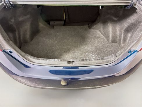 Used 2019 Toyota Corolla LE image 34