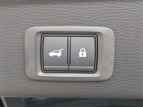 New 2025 Mitsubishi Outlander SEL image 13