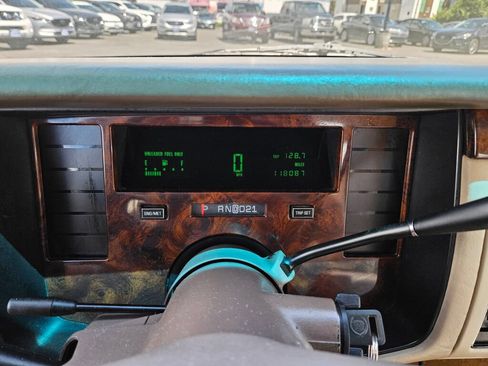 Used 1994 Cadillac Fleetwood Brougham RWD image 19