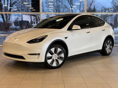 Used 2024 Tesla Model Y 2WD