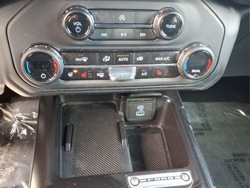 Used 2025 Ford Bronco Outer Banks image 19