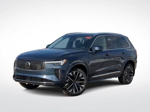 Used 2026 Volvo XC90 B5 Plus w/ Protection Package Premier AWD/4WD image 1