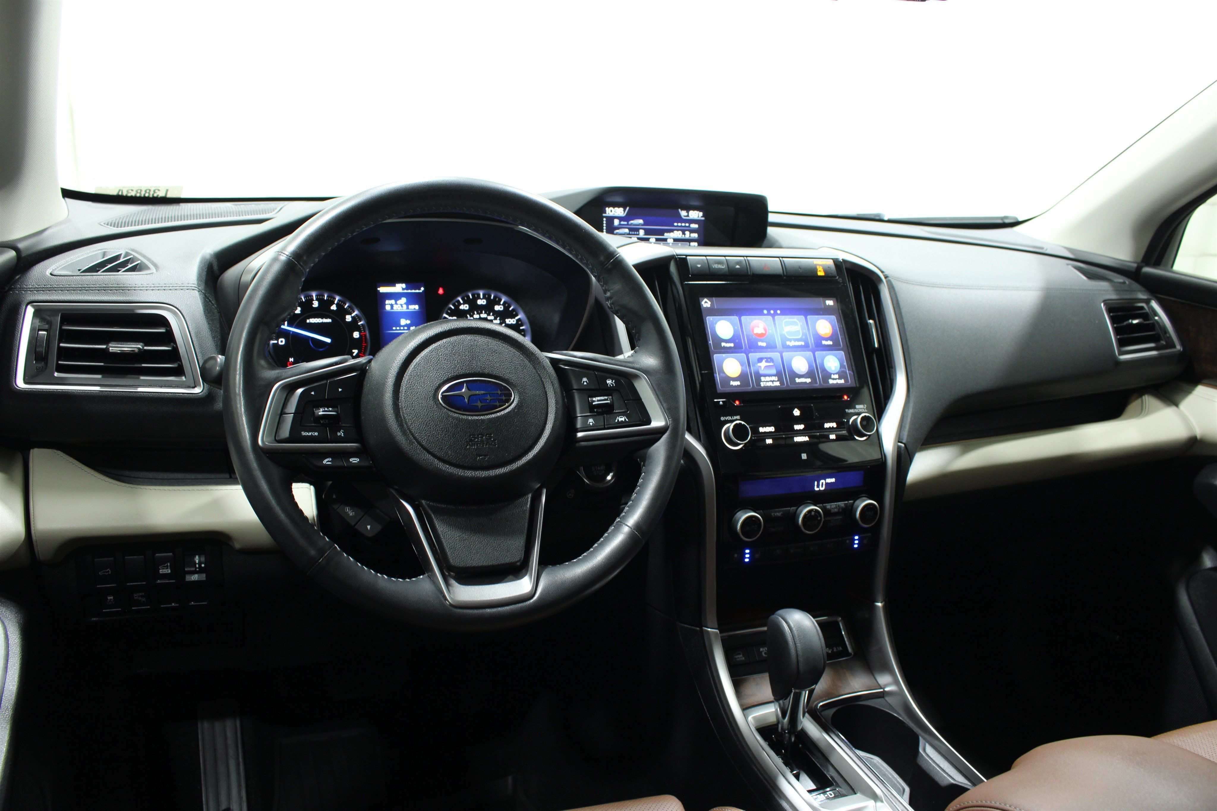 Used 2019 Subaru Ascent Touring w/ Popular Package #3 AWD/4WD image 2