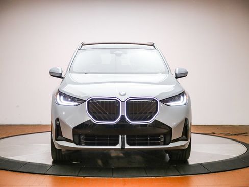 Used 2026 BMW X3 xDrive30i w/ Premium Package AWD/4WD image 7