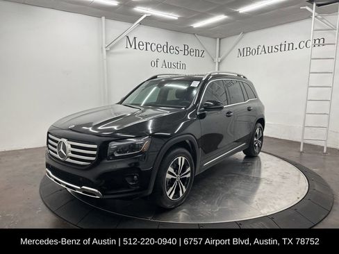Certified 2025 Mercedes-Benz GLB 250 image 3