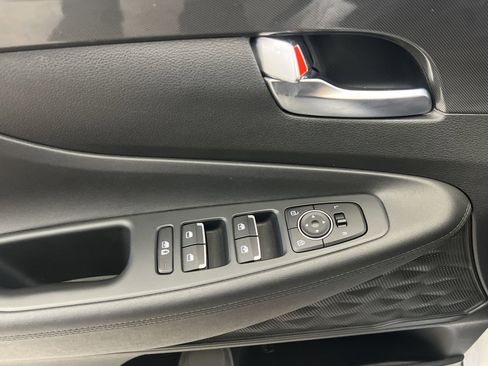 Used 2022 Hyundai Santa Fe SEL Convenience image 13