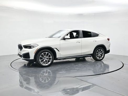 Used 2023 BMW X6 xDrive40i w/ Premium Package image 6