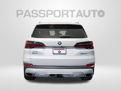 Used 2025 BMW X5 xDrive40i w/ Premium Package image 5