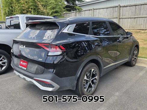 Used 2024 Kia Sportage EX AWD/4WD image 4