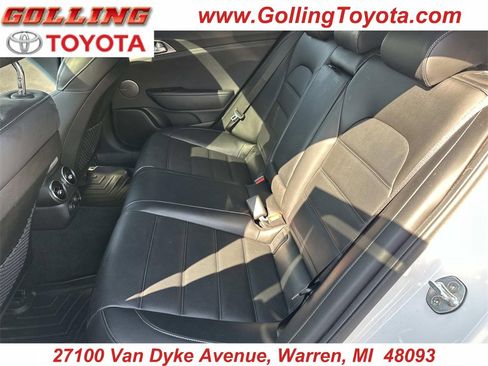 Used 2021 Kia Stinger GT2 image 12