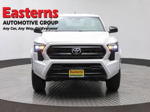 Used 2024 Toyota Tacoma SR RWD image 2