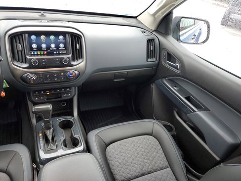 Used 2021 Chevrolet Colorado Z71 w/ Safety Package image 15