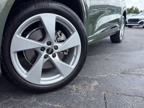 Certified 2025 Audi Q5 Premium w/ Premium Plus AWD/4WD image 4