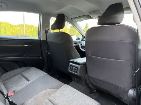 Used 2025 Toyota Camry LE FWD image 16