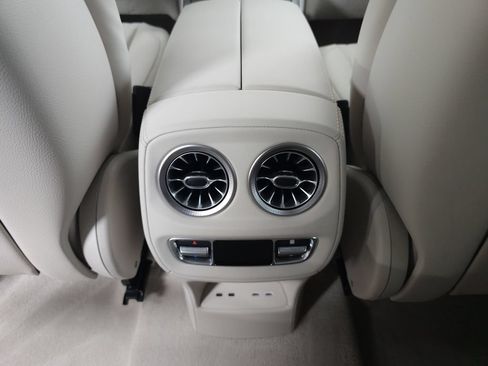 Used 2025 Mercedes-Benz G 580 image 30