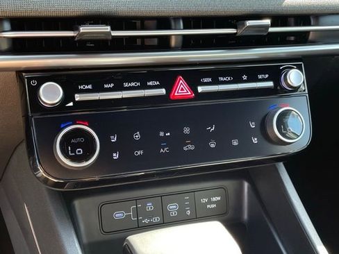 New 2025 Hyundai Santa Cruz Limited AWD/4WD image 16