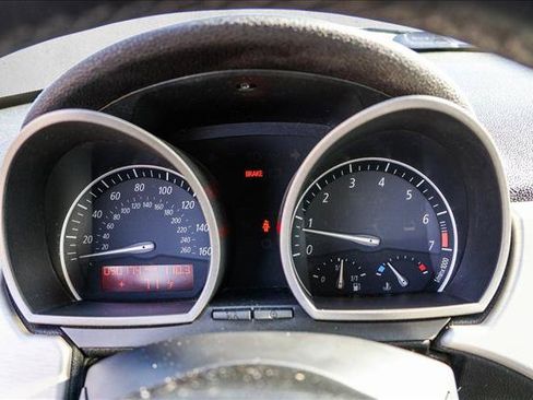 Used 2003 BMW Z4 2.5i RWD image 13