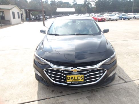 Used 2019 Chevrolet Malibu LT image 3
