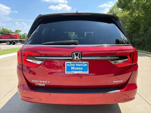 Used 2022 Honda Odyssey Touring image 4