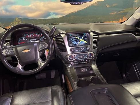 Used 2018 Chevrolet Suburban LT image 73