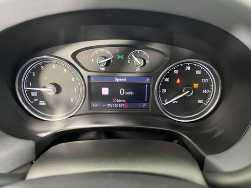 Used 2020 Buick Enclave Essence w/ Sport Touring Edition image 29