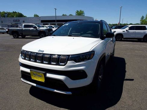 Used 2022 Jeep Compass Limited w/ Elite Group AWD/4WD image 1