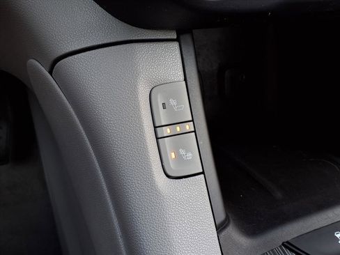 Used 2019 GMC Acadia SLT image 10