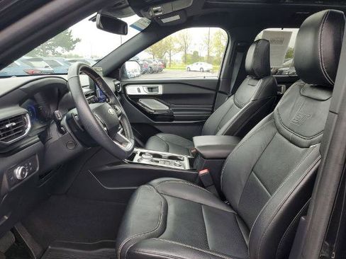 Certified 2021 Ford Explorer ST w/ Equipment Group 401A AWD/4WD image 5