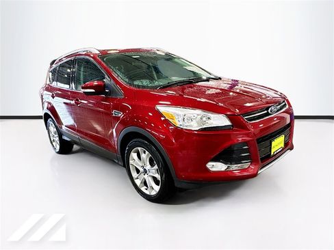 Used 2014 Ford Escape Titanium image 3