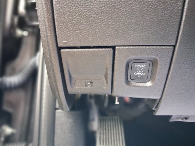 Used 2022 RAM 3500 Laramie AWD/4WD image 13