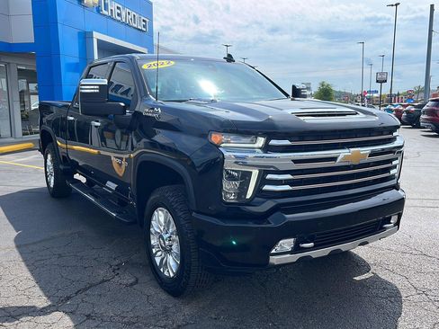 Used 2022 Chevrolet Silverado 3500 High Country w/ Safety Package II AWD/4WD image 7