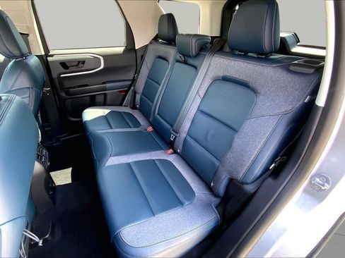Certified 2023 Ford Bronco Sport Outer Banks AWD/4WD image 21
