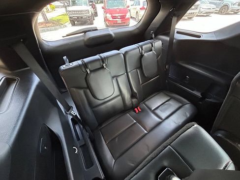 Used 2026 Ford Explorer ST-Line w/ ST-Line Street Pack RWD image 30