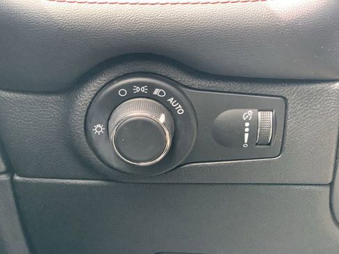 Used 2024 Dodge Durango GT image 15