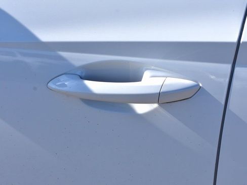 Used 2024 Hyundai Tucson SE image 10