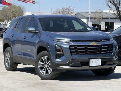 New 2026 Chevrolet Equinox LT w/ Safety and Technology Package image 2