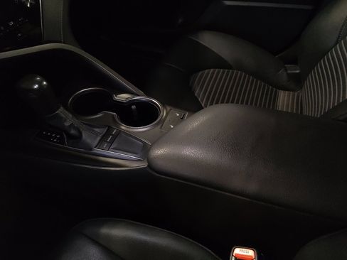 Used 2023 Toyota Camry SE w/ Cold Weather Package image 26