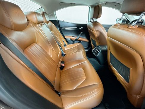 Used 2016 Maserati Ghibli S RWD image 27