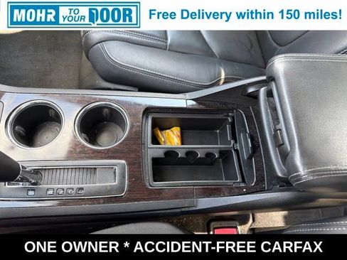 Used 2017 Chevrolet Traverse LT FWD image 23