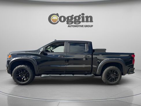Used 2024 Chevrolet Silverado 1500 Custom RWD image 2