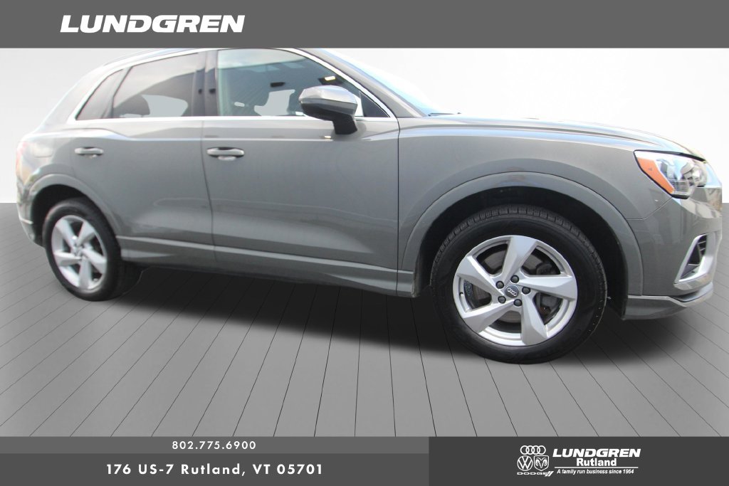Used 2020 Audi Q3 2.0T Premium w/ Convenience Package AWD/4WD image 8