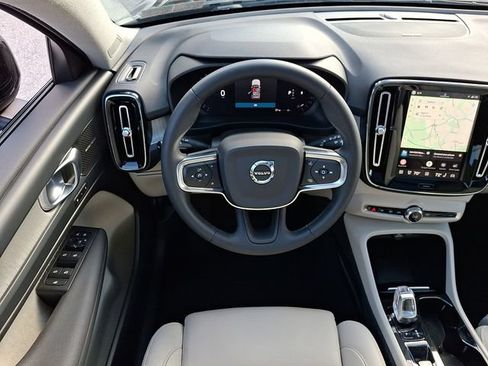 Certified 2024 Volvo XC40 B5 Plus w/ Protection Package Premier AWD/4WD image 12
