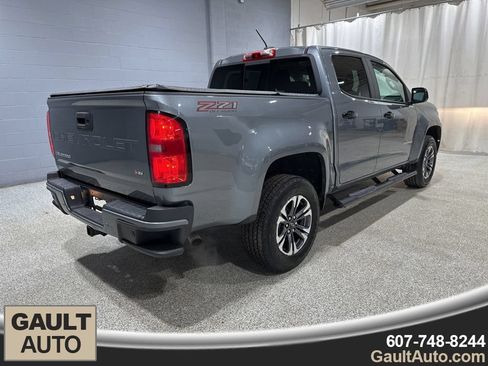 Used 2021 Chevrolet Colorado Z71 AWD/4WD image 3