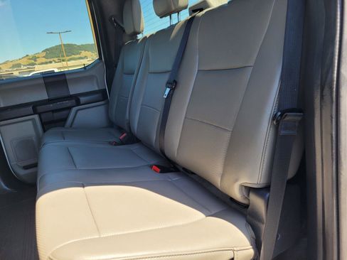 Used 2022 Ford F250 XL w/ STX Appearance Package AWD/4WD image 14