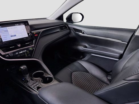 Used 2024 Toyota Camry SE w/ Audio Upgrade Package FWD image 24
