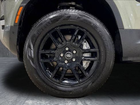 Used 2025 Land Rover Defender 110 S AWD/4WD image 34