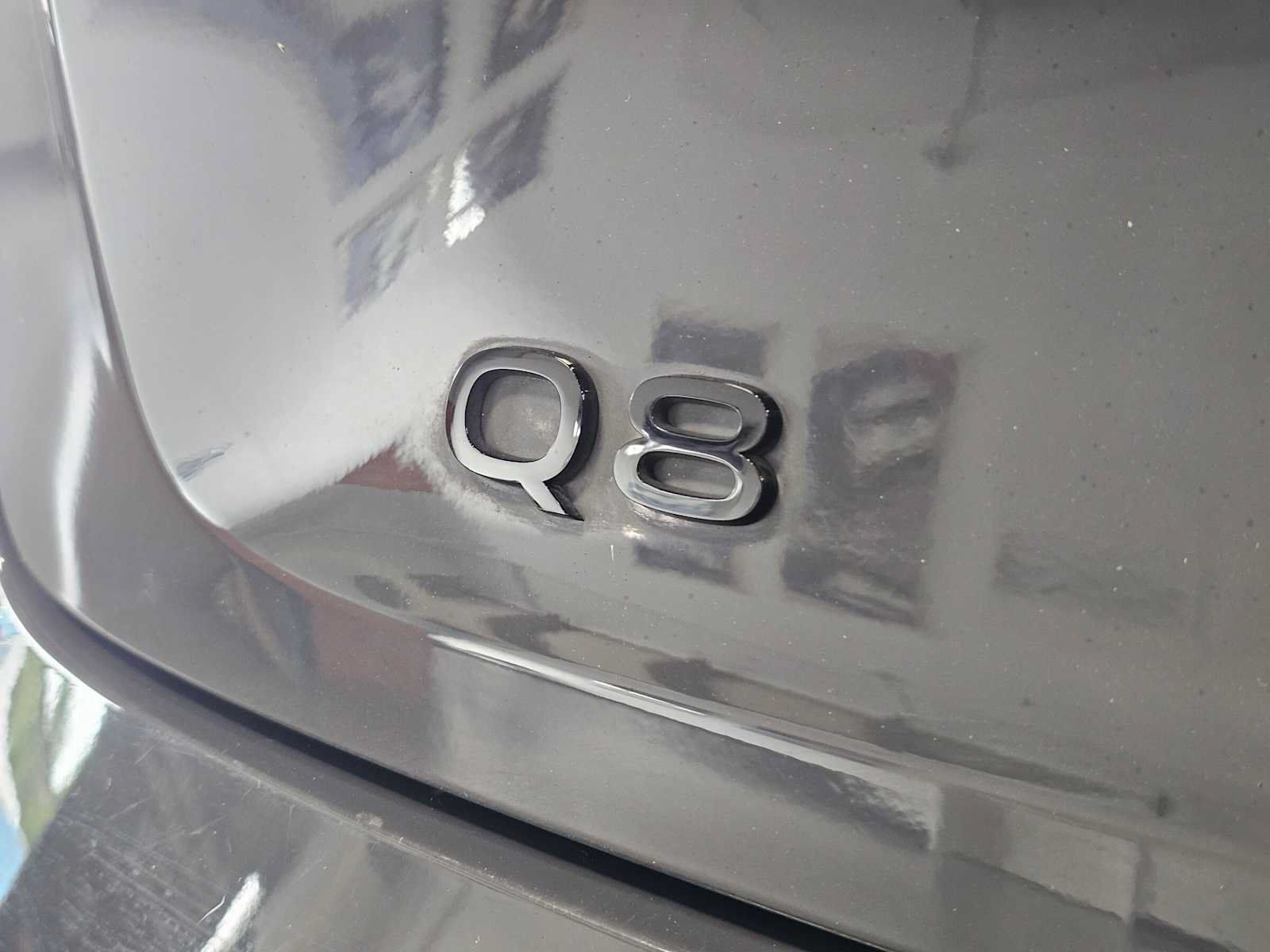 Used 2024 Audi Q8 e-tron Premium Plus AWD/4WD image 15